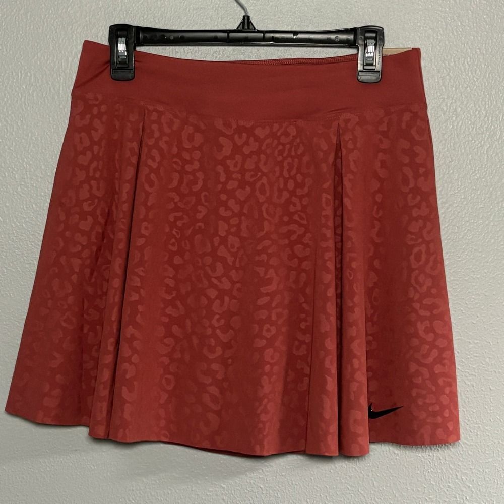 NIKE STANDARD FIT PINKSICLE LEOPARD PRINT EMBOSSED  PLEATED TENNIS SKORT LARGE